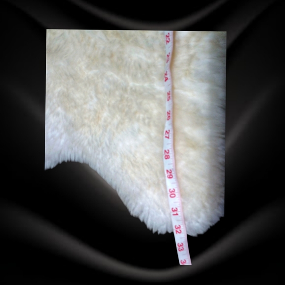 100% Genuine Sheepskin Rug By Shear Style Collection - Picture 4 of 10